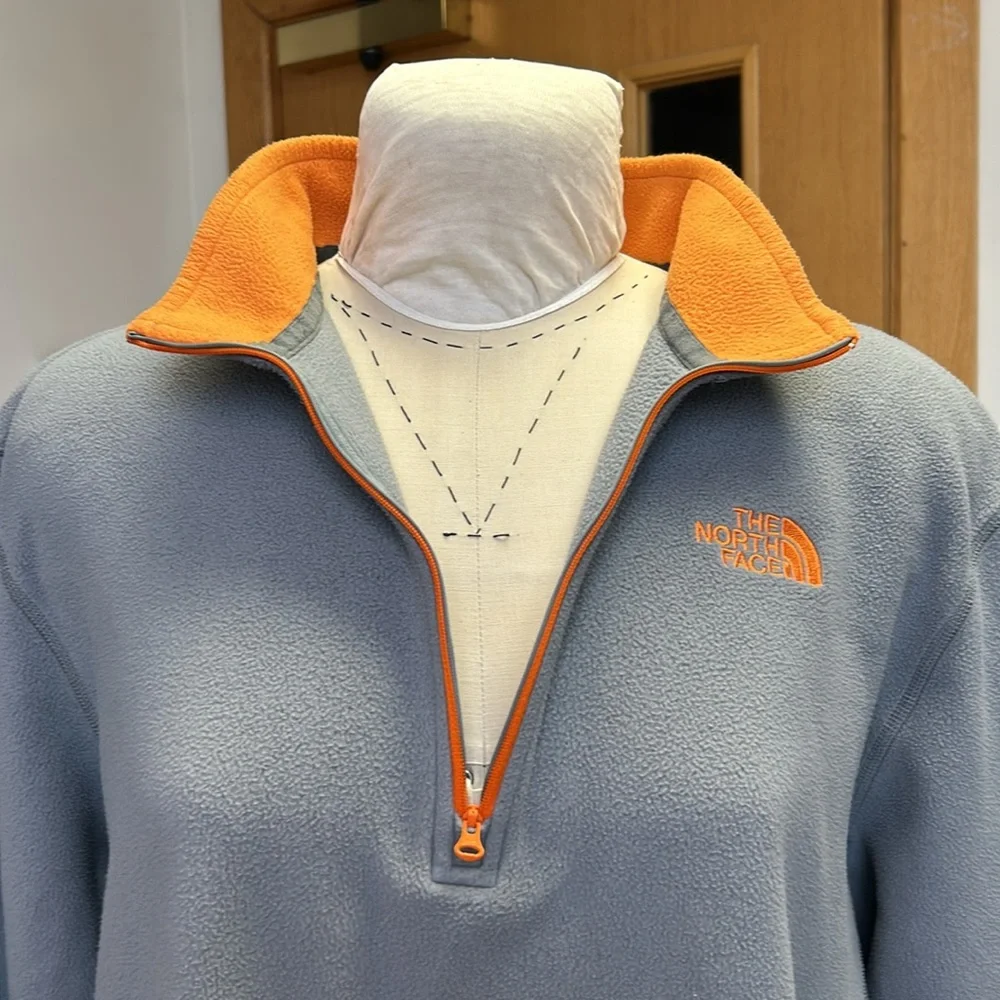 The North Face Men’s Gray/Orange Quarter-Zip Fleece Pullover‎ Sweater Hiking XXL